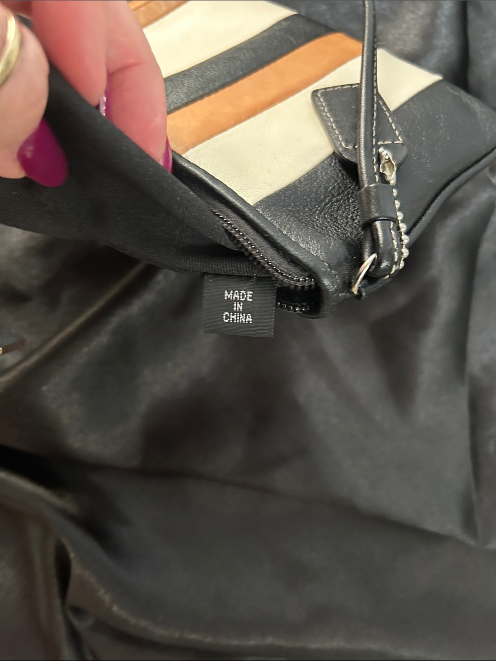 Coach Ergo Vintage Leather Wristlet Clutch in Black, White & Tan in EUC - Picture 12 of 12